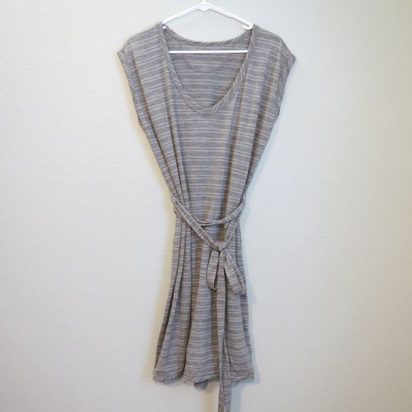 Icebreaker Dresses & Skirts - Icebreaker Villa Dress